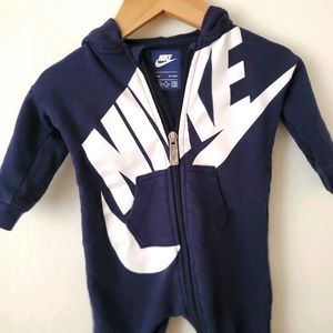 NIKE BABY ONESIE 6MONTHS